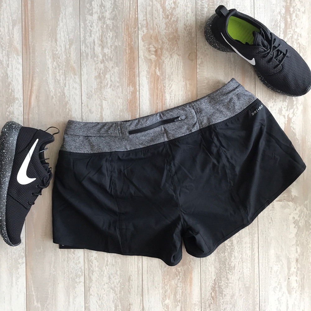 NWT Nike Women’s Flex Rivers Shorts - Picture 4 of 4